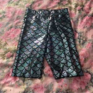 Blackmilk BNWT Size S chameleon mermaids bike shorts